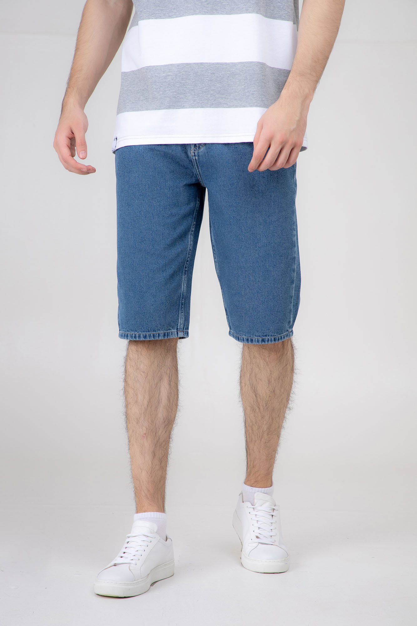 Qizil panty porno surat Porno mushuk bilan yuziga otirdi va keldi